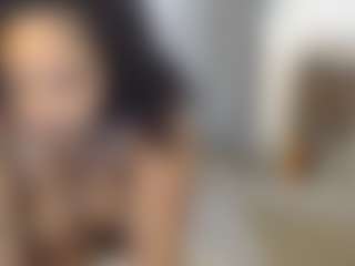 Live cam show with Elegance - Self Suck on Gym Cam Girls