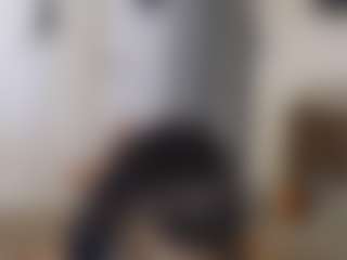 Elegance's Live Sex Cam Show