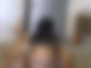 Elegance's Live Sex Cam Show