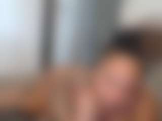 Elegance's Live Sex Cam Show