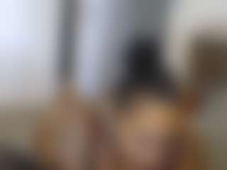 Elegance's Live Sex Cam Show