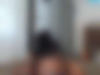 Elegance's Live Sex Cam Show