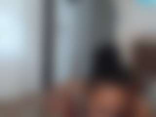Elegance's Live Sex Cam Show