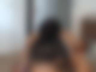 Elegance's Live Sex Cam Show