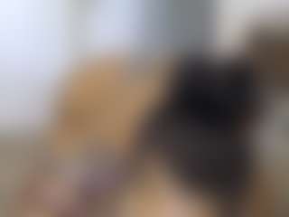 Live cam show with Elegance - Bikini on CamwithHer