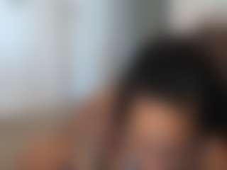 Elegance's Live Sex Cam Show