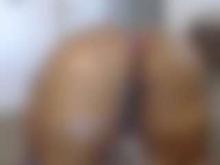 Elegance's Live Sex Cam Show