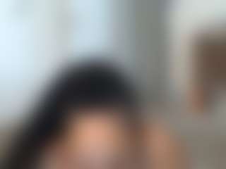 Live cam show with Elegance - Bedroom Ebony on CamwithHer