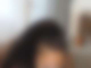 Elegance's Live Sex Cam Show