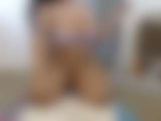 Live cam show with Elegance - Bedroom Ebony on madthumbs