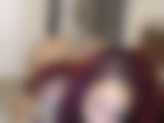 Elegance's Live Sex Cam Show