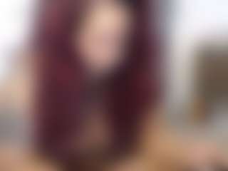 Live cam show with Elegance - Strip Curvy on Instabang