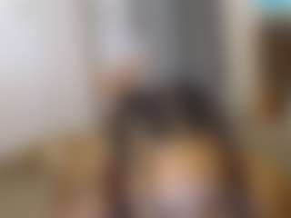 Elegance's Live Sex Cam Show