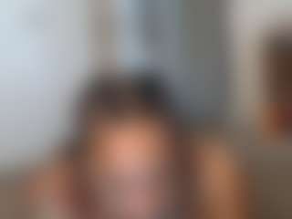 Elegance's Live Sex Cam Show