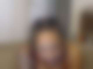 Elegance's Live Sex Cam Show