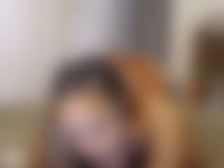 Elegance's Live Sex Cam Show