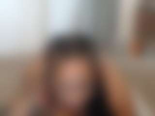 Elegance's Live Sex Cam Show