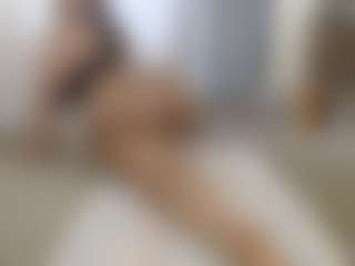 Elegance's Live Sex Cam Show