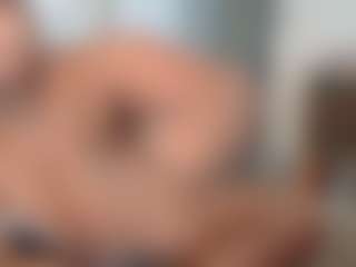 Elegance's Live Sex Cam Show