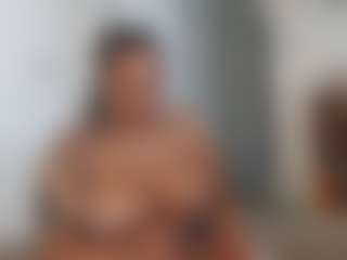 Elegance's Live Sex Cam Show