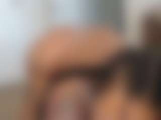 Elegance's Live Sex Cam Show
