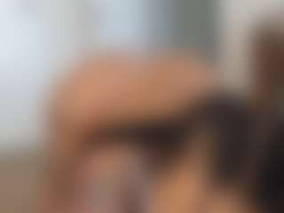 Elegance's Live Sex Cam Show