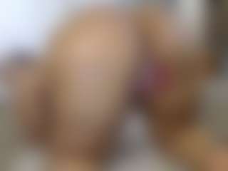 Elegance's Live Sex Cam Show