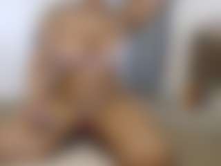 Elegance's Live Sex Cam Show