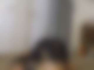 Live cam show with Elegance - Black Shaved Pussy on Camsoda