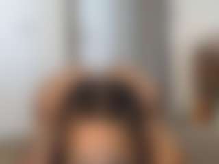 Elegance's Live Sex Cam Show
