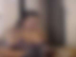 Elegance's Live Sex Cam Show