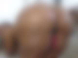 Elegance's Live Sex Cam Show