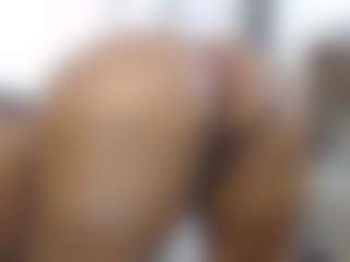 Elegance's Live Sex Cam Show