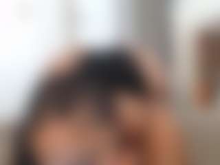 Elegance's Live Sex Cam Show
