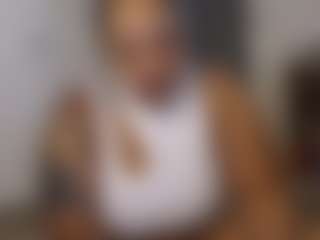 Elegance's Live Sex Cam Show