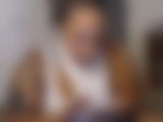 Elegance's Live Sex Cam Show