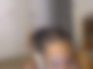 Elegance's Live Sex Cam Show