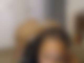 Elegance's Live Sex Cam Show