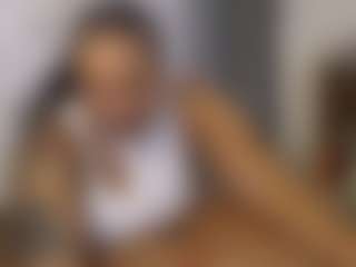 Elegance's Live Sex Cam Show