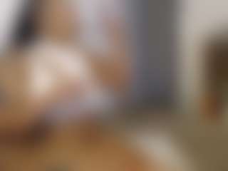 Elegance's Live Sex Cam Show