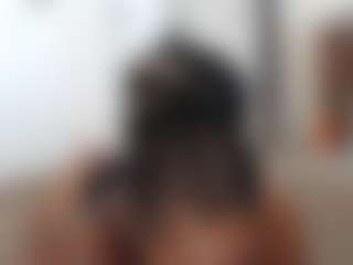 Elegance's Live Sex Cam Show