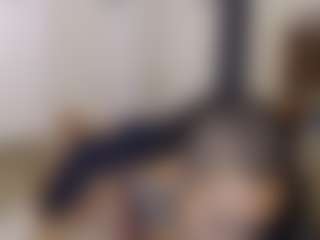 Elegance's Live Sex Cam Show
