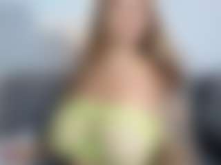Honey Martinezzz's Live Sex Cam Show