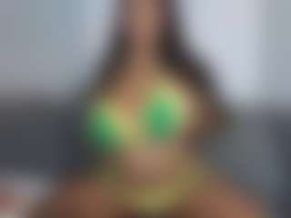 Honey Martinezzz's Live Sex Cam Show