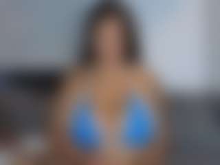 Honey Martinezzz's Live Sex Cam Show