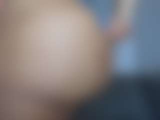 Honey Martinezzz's Live Sex Cam Show
