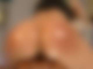 Live cam show with mimmyfit - Oil on Camsoda
