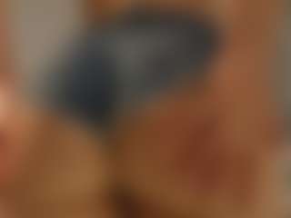 Live cam show with mimmyfit - Oil on milfzrlive.com
