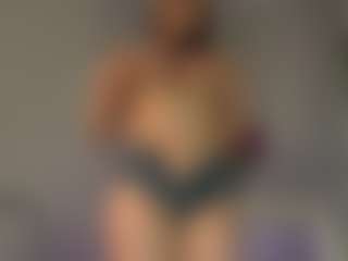 Live cam show with mimmyfit - Squirt on CamClone