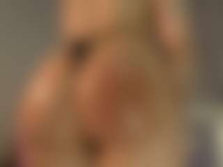 Live cam show with mimmyfit - Big Tits on AdultVida.com